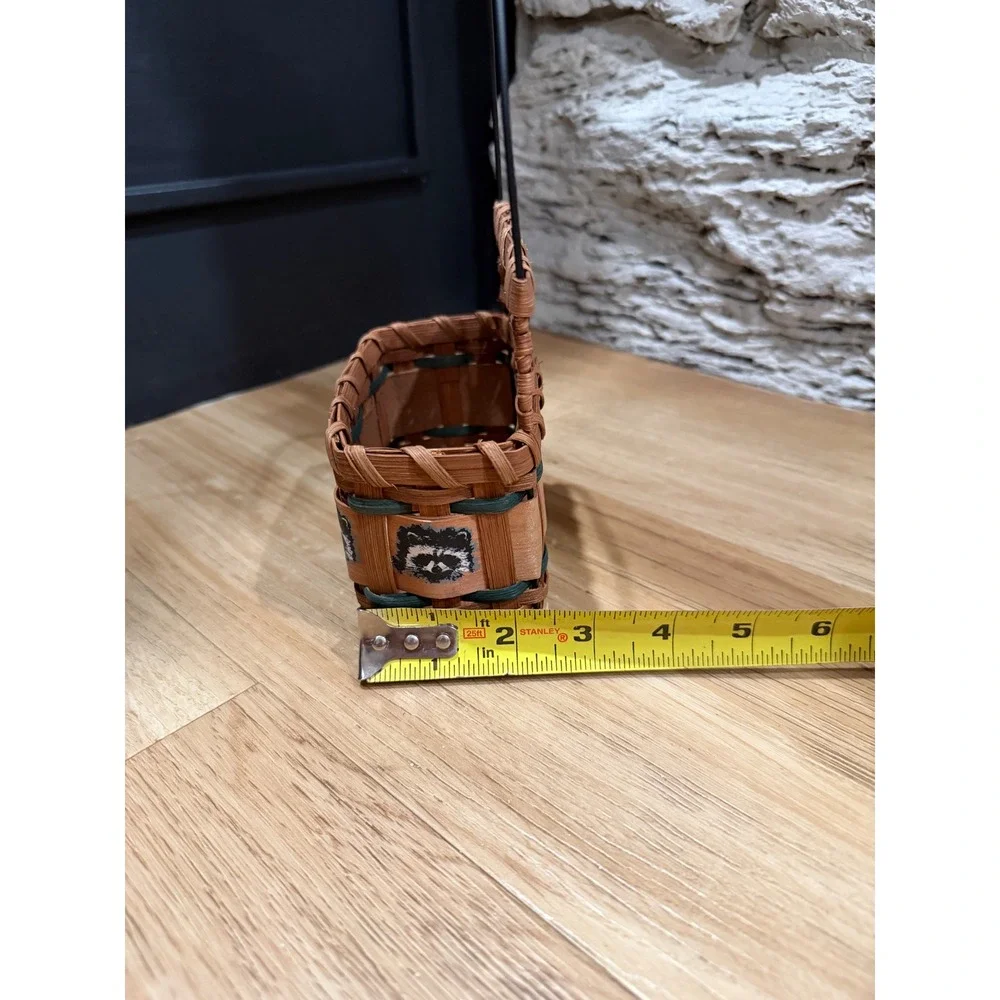 N/A woven wood